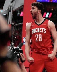 开云体育下载-火箭110-105森林狼1喜3忧！申京展价值，乌度卡+2将隐患太大！